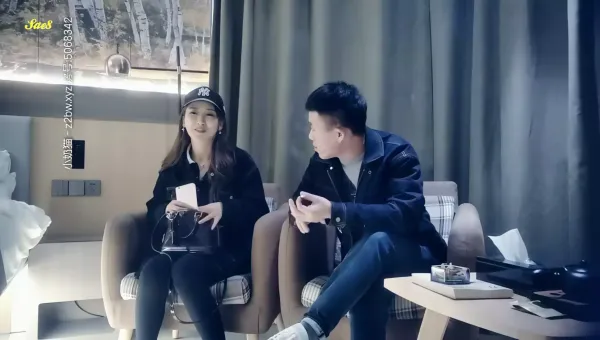 七天探花长发外围女亲嘴调情脱光光高清版